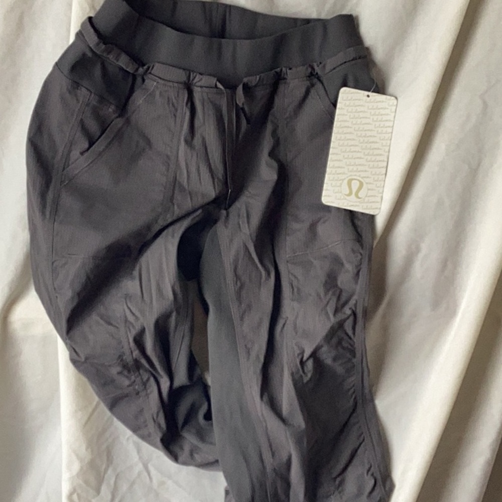 Street to studio gray lululemon pants